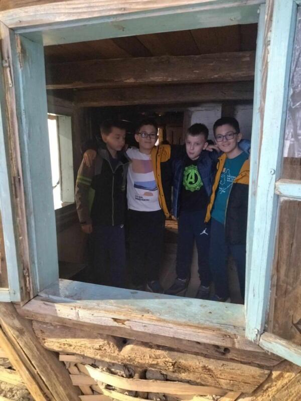 1f28bfe6-c932-4178-b83c-e296f4434cb7