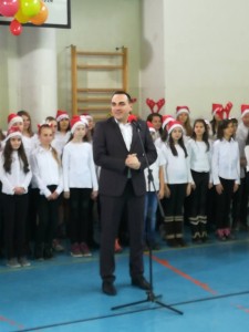 26145205_10215635839996918_705104650_o