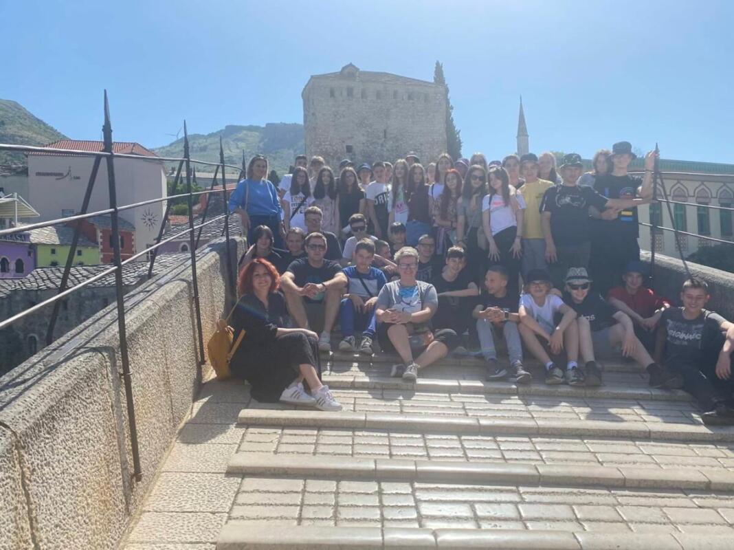 285678010 1478595092603828 5385814141805894186 n