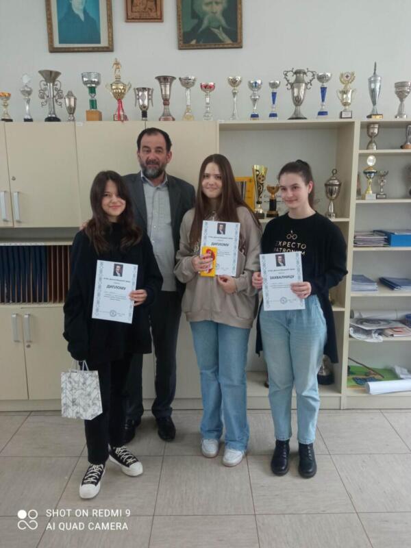 334998307 2330669253798627 8852302361922681790 n