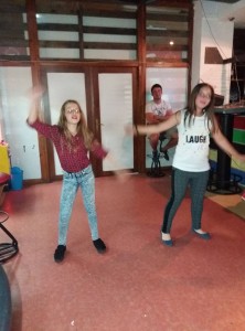 33940241_10209313990801408_2689652848836214784_n (1)