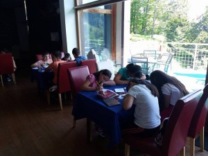 33988273_10209308288378851_3310147482758938624_n (1)