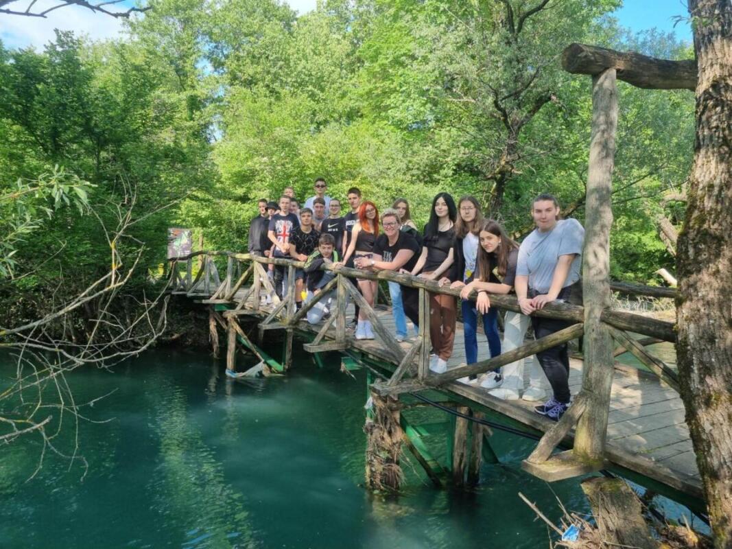 349207537 158398080393984 7552184659493355804 n