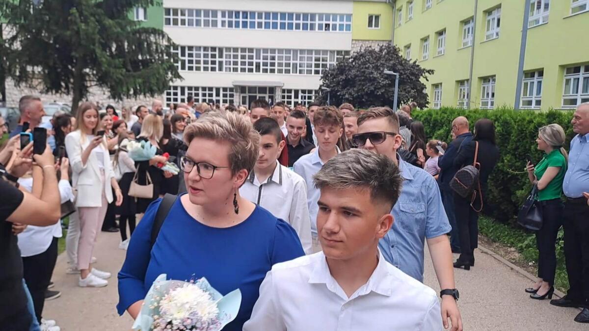 351332913 196855526642458 1414828959929274422 n