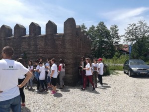 35225717_10217045470796807_2730861363529252864_n