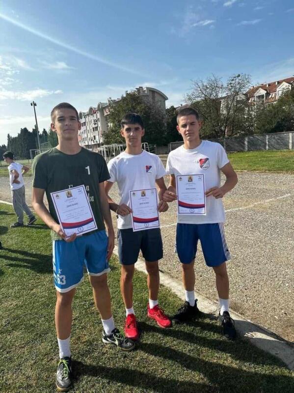 370288898 286225467561984 1695149155728628333 n