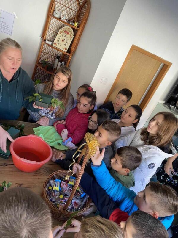 375767118 7218032158241143 7412494793467503449 n