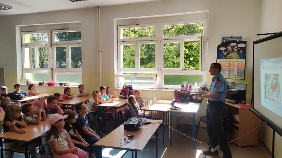 377100880 1006811360563887 7794388427646843632 n