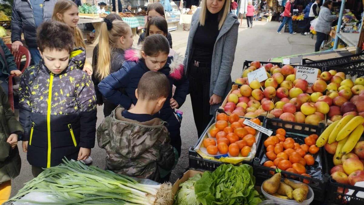 37f3fb64-0260-4487-9763-8481d4d6fb1b