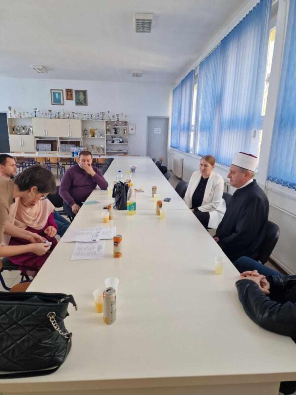 3fb04dda-28b2-43fd-909b-ea1bb13d8736