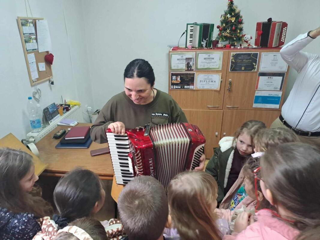 410448938 232468843211125 83106259480208803 n