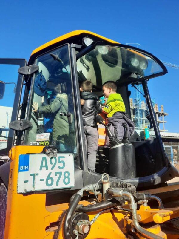 429003992 1586068748878856 8192746569769374542 n