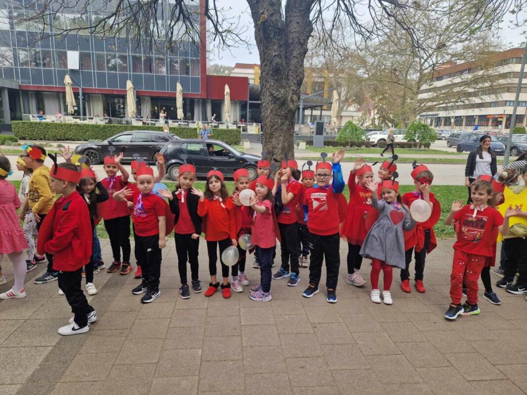 432866438 387380710785693 4530908686673082880 n