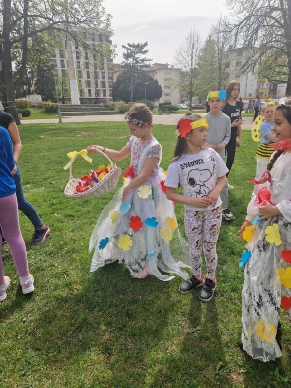 434207977 296661533302514 5557670313096598405 n