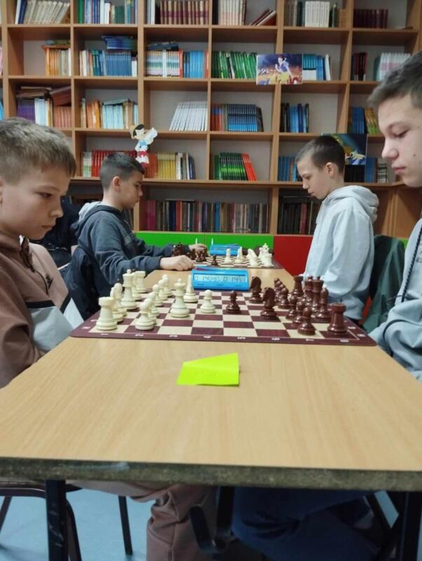 5b788479-da32-4d05-b72d-3a63079878fb