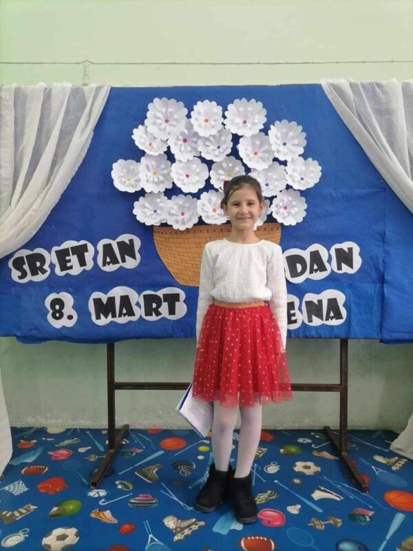 79ad820d-f618-495f-bd71-d3af4ccd29e9