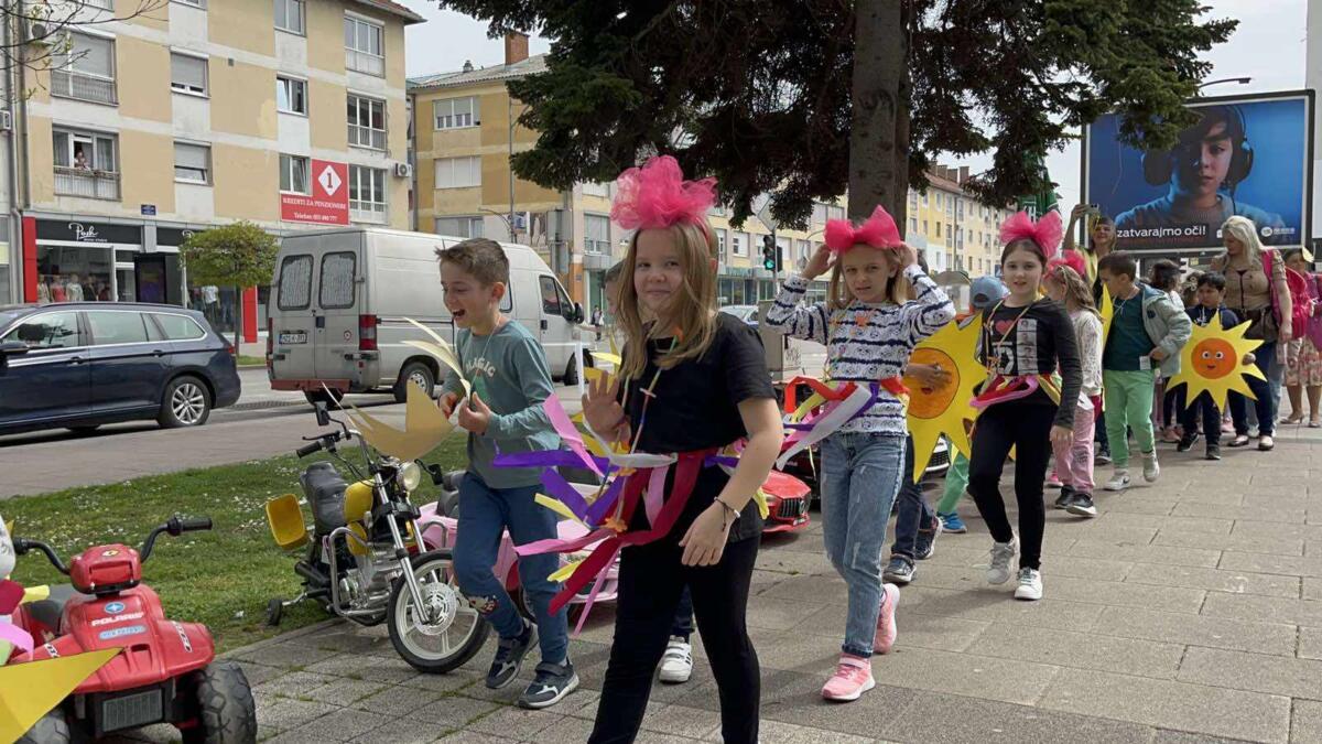 836c6fa1-357d-4534-8ece-3c5068add60d