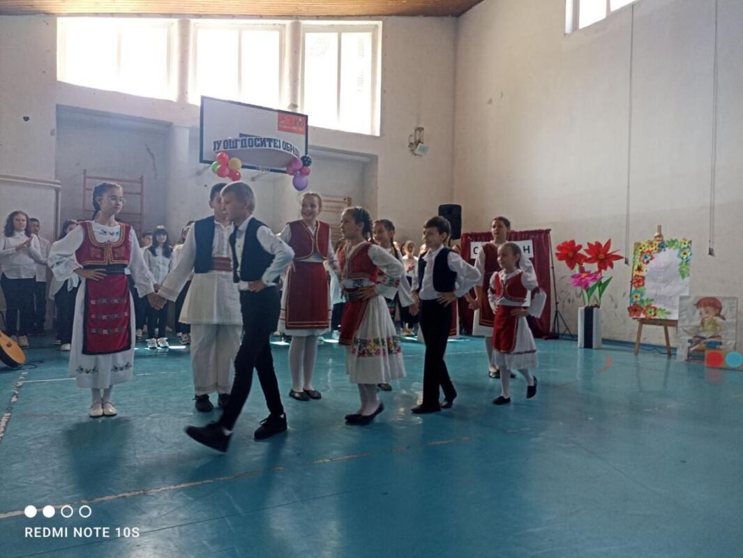 99b08cf5-ecde-4f0d-8ada-18f3041ff849