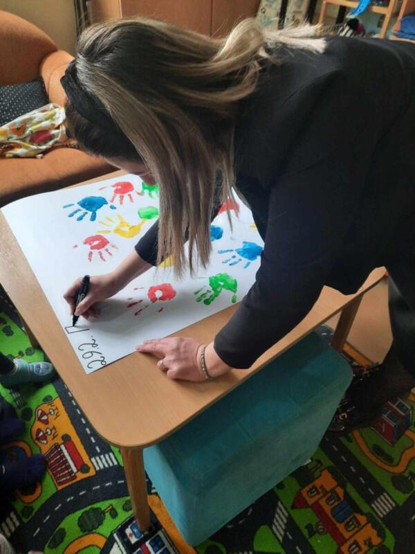 af8015fa-e2c7-4485-8e74-9056c2e329ce