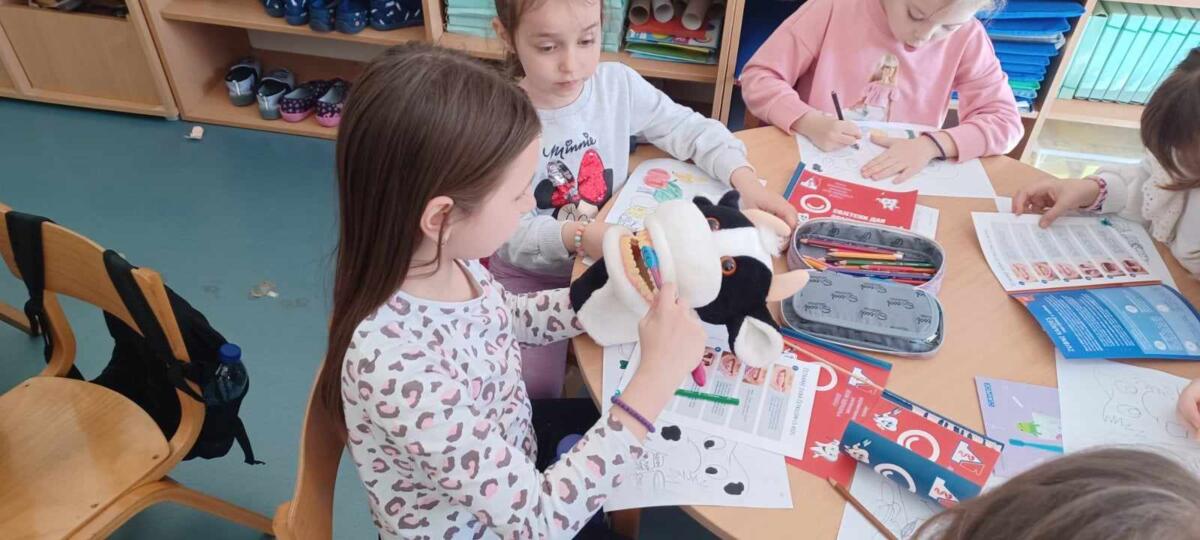 bdadcdec-60a3-41b2-a676-856e6befe71d