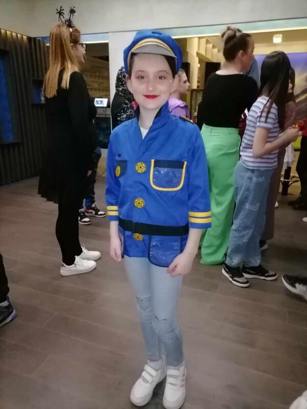 c1249b0e-cdc5-454a-96be-f92ba51aef8f