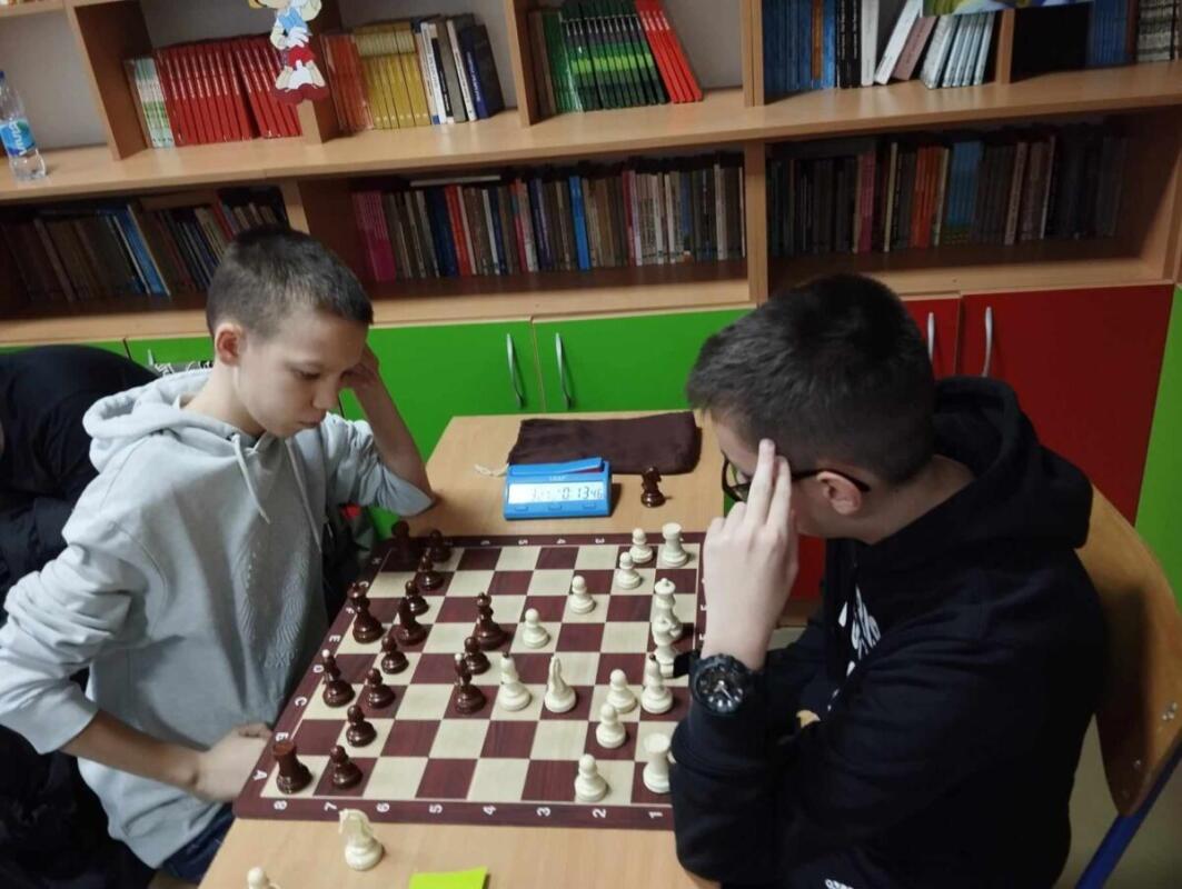 d239cc0e-49d8-4a20-ad4f-1a6920db9f9a